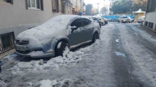 Tekirdağda sokaklar buz pistine dönüştü