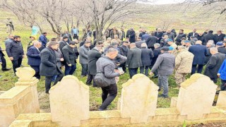 Teröristlerin 37 yıl önce katlettiği vatandaşlar mezarları başında dualarla yad edildi