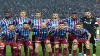 Trabzonsporda şampiyon kadro dağlıyor
