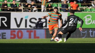 Trendyol Süper Lig: Alanyaspor: 0 - Pendikspor: 0 (İlk yarı)