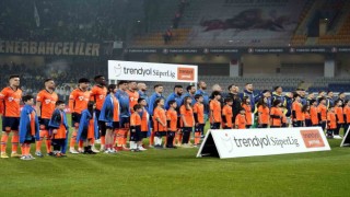 Trendyol Süper Lig: RAMS Başakşehir: 0 - Fenerbahçe: 0 (Maç devam ediyor)