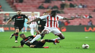 Trendyol Süper Lig: Samsunspor: 0 - Fatih Karagümrük: 0 (İlk yarı)