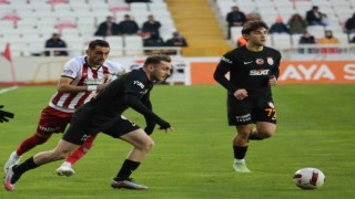 Trendyol Süper Lig: Sivasspor: 0 - Galatasaray: 0 (Maç devam ediyor)
