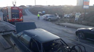 Üç aracın karıştığı kazada: 1 kişi yaralandı