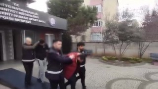 Ümraniyede tartıştığı kişilerin üzerine aracını süren sürücü ile iki şüpheli yakalandı