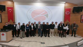 Üniversite öğrencileri, liderlik sunumlarıyla birinci gelebilmek için yarıştı
