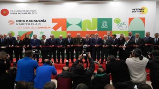 Üniversite öğrencileri ve mezunları kariyerlerini Samsunda şekillendiriyor