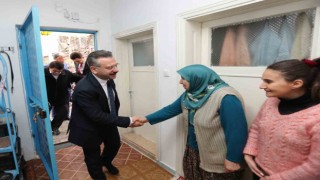 Vali Hüseyin Aksoy şehit ailesini ziyaret etti