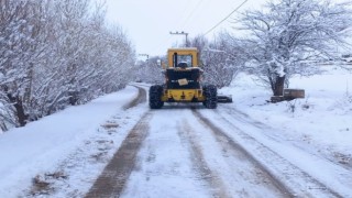 Vanda 303 yerleşim yerinin yolu ulaşıma kapandı