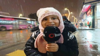 Vanda karla karışık yağmur hayatı olumsuz etkiliyor