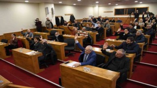 Vergilinin emeklilere yönelik kararı AK Partinin desteğiyle kabul edildi