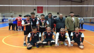 Voleybol Genç Erkekler Kayseri Şampiyonu Elit Voleybol oldu