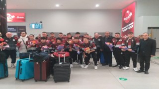 YDÜ Erkek Hentbol Takımı adını finale yazdırdı