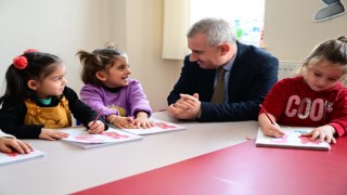 Yeşilyurttaki kültürel etkinlikler büyük ilgi görüyor
