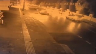 Yol denetiminde dur ihtarına uymadı, polislere çarpıp hastanelik etti