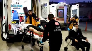 Zabıtayla aracı ile motosiklet çarpıştı: 2 yaralı
