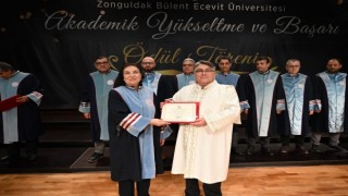 ZBEÜde “Akademik Yükseltme ve Başarı Ödül Töreni” düzenlendi