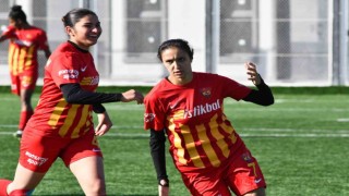 Zeynep Bilir hat-trick yaptı, 11 maçta 15 gol attı