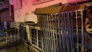 Zeytinburnunda solunum cihazı evi yaktı: 1 yaralı