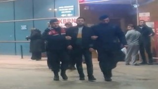 Zihinsel engelli oğlu tarafından öldürüldü, gözyaşlarıyla toprağa verildi