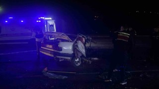Zonguldak'ta feci kazada otomobil ikiye bölündü: 1 ölü, 4 yaralı
