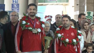 11. kez Avrupa şampiyonu olan milli güreşçi Taha Akgüle Ankarada coşkulu karşılama