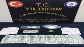3 gün takip edildi, üzerinde 42,2 gram uyuşturucuyla yakalandı