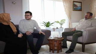 Abdülaziz artık hatıralar biriktiriyor