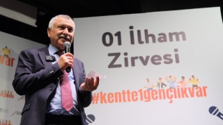 Adana'da Gençlere İlham Veren Zirve Düzenlendi
