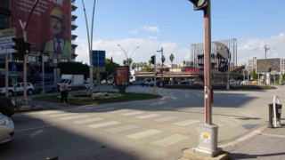Adanada kentin göbeğinde silahlı saldırı: 1 ağır yaralı