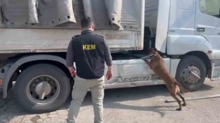 Adanada sunta içine zulalanmış 100 kilogram esrar ele geçirildi