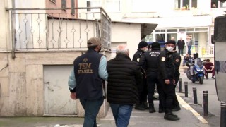 Adliyedeki polislere silahlı saldırı girişiminin 93 şüphelisi sağlık kontrolünden geçirildi