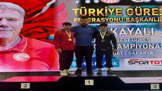 Afyonlu güreşçilerden büyük başarı