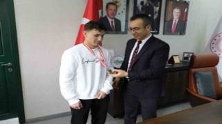 Ağrılı boksör Mir Boran Yıldırım Türkiye ikincisi oldu