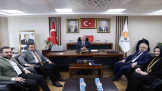 AK Parti Genel Başkan Yardımcısı Yılmaz: “Bizim arkadaşlarımızı karşımıza aday göstermeleri hoş değil”