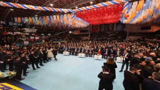 AK Parti İzmir Milletvekili Kasapoğlu: Başkaları gibi başka odaklardan medet ummuyoruz”