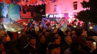 AK Parti Kaş Belediye Başkan adayı Mutlu Ulutaş törenle karşılandı