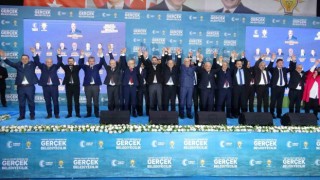 AK Parti, Orduda belediye başkan adaylarını tanıttı