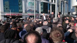AK Parti Tekkeköy İlçe Teşkilatı ve muhtarlardan aday protestosu