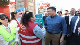 AK Partili Hamza Dağ ile CHPli gençler arasında gülümseten diyalog