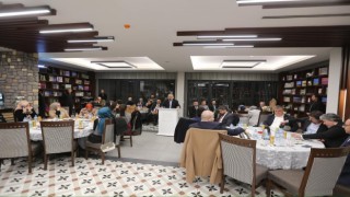 Akar ve Büyükkılıç, avukatlarla buluştu