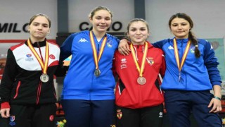 Akdeniz Şampiyonasında eskrimcilerden iki madalya daha