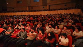 Aksaray Belediyesi şehir tiyatroları ile kapılarını sanatseverlere aralıyor