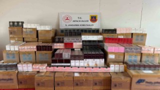 Alanyada 4 milyon değerinde kaçak parfüm ele geçirildi
