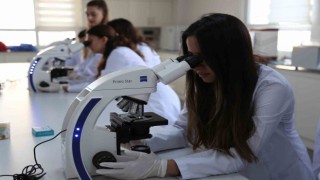 ALKÜde sağlık öğrencilerine fırsat eğitimi