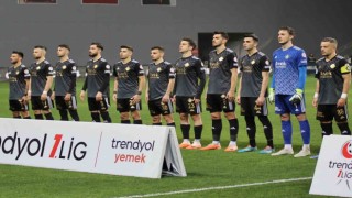 Altay, 3 maç sonra kalesini gole kapattı