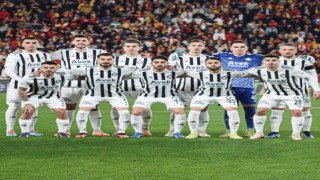 Altay, gol atmayı unuttu