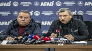 Antalyada tahliye edilen 7 binadaki 66 aile TSKnın tesislerinde misafir ediliyor
