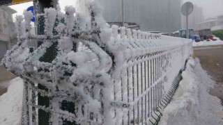 Ardahanda dondurucu soğuklar hayatı durma noktasına getirdi