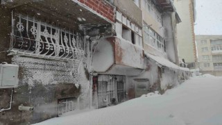 Ardahanda son 55 yılın en yoğun kar yağışı